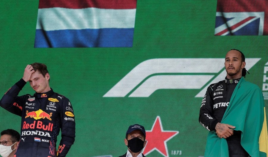 Hamilton en el podio del GP de Brasil