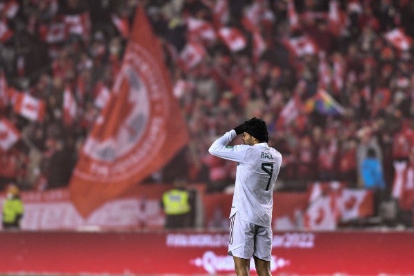 Raúl Jiménez con el Tri en Canadá