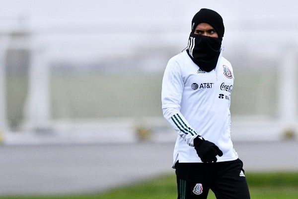 Pineda entrena con el Tri en el Grand Park Sports Complex 