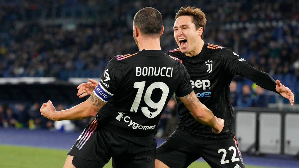Leonardo Bonucci festejando gol con la Juventus ante Lazio