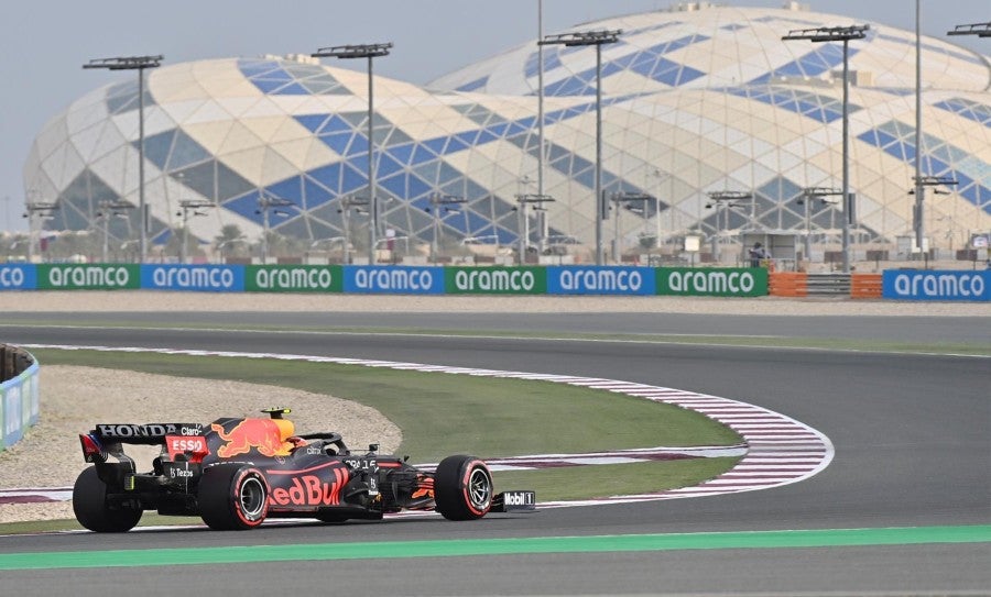 Pérez en las vueltas de clasificación en Qatar