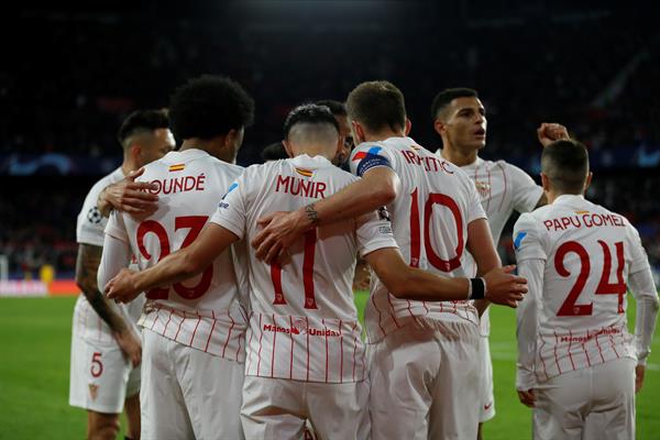 Jugadores del Sevilla en festejo