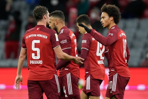 Leroy Sané celebra con el Bayern Munich