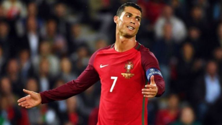 Cristiano Ronaldo en lamento con Portugal