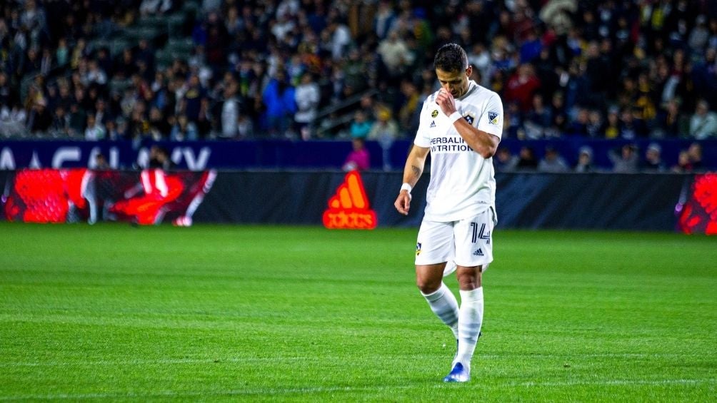 Chicharito en partido con el Galaxy