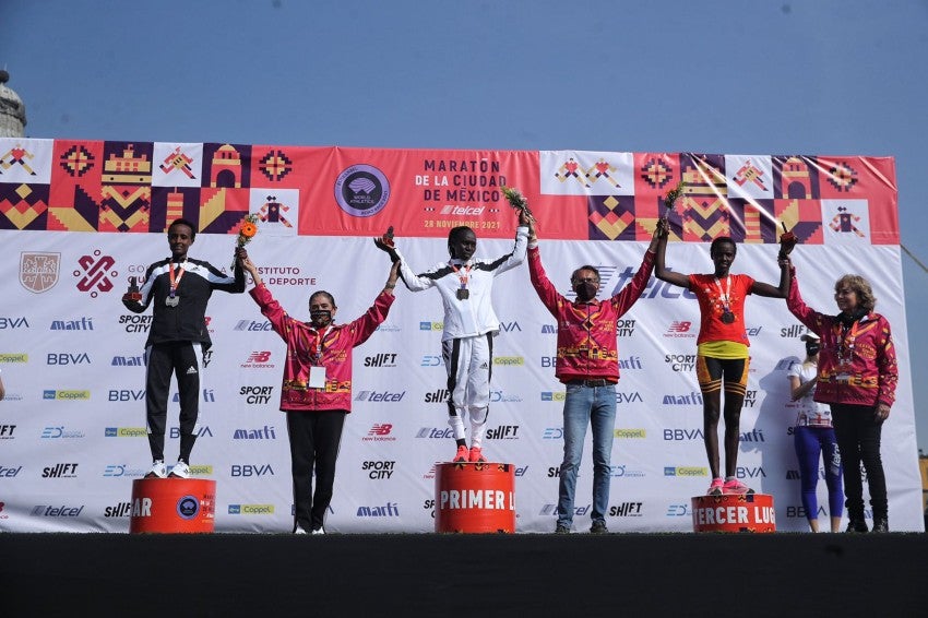 Podio femenil del Maratón de la Ciudad de México