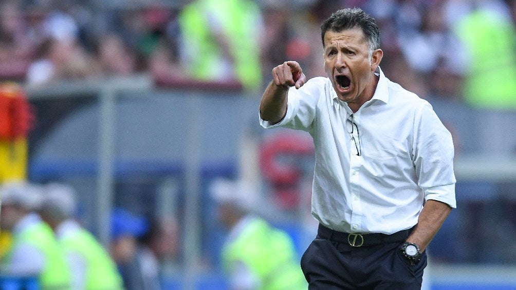 Juan Carlos Osorio dirigiendo a la Selección Mexicana en Rusia 2018