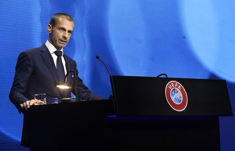 Aleksander Ceferin durante una reunión de UEFA