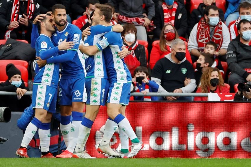 Jugadores del Betis festejando un gol a favor