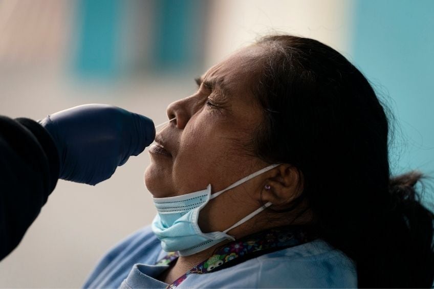 Las medidas sanitarias han aumentado a nivel mundial por el aumento de casos positivos