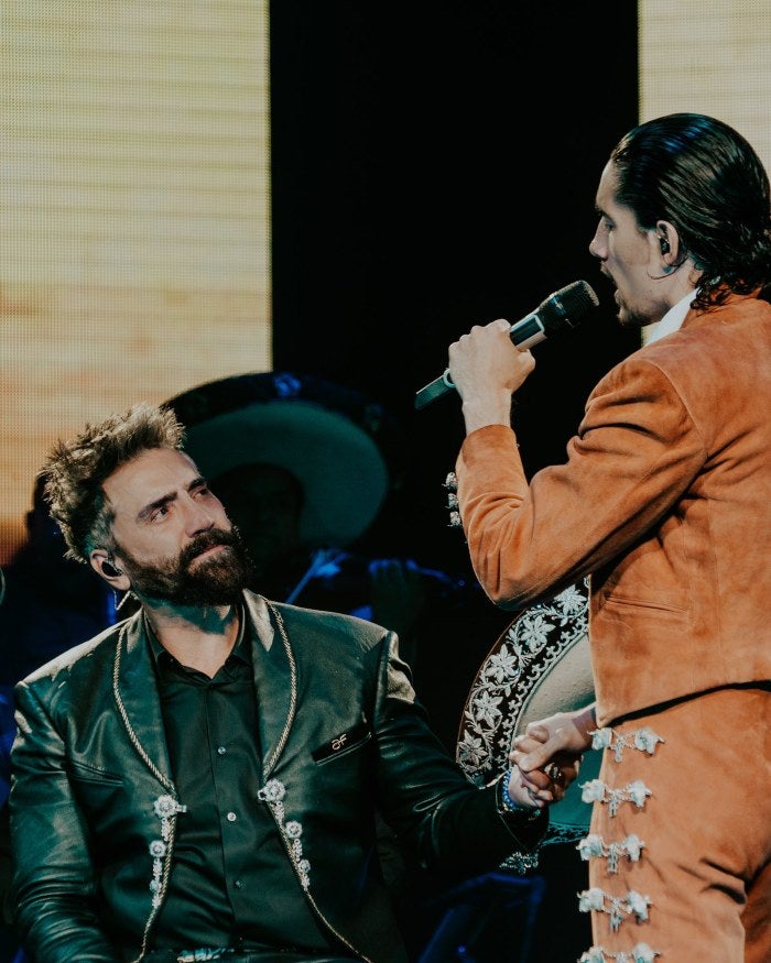 Alejandro Fernández en presentación