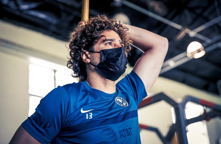 Guillermo Ochoa en su regreso a Coapa