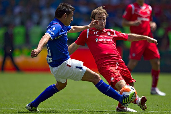 El exmediocampista en partido con Toluca