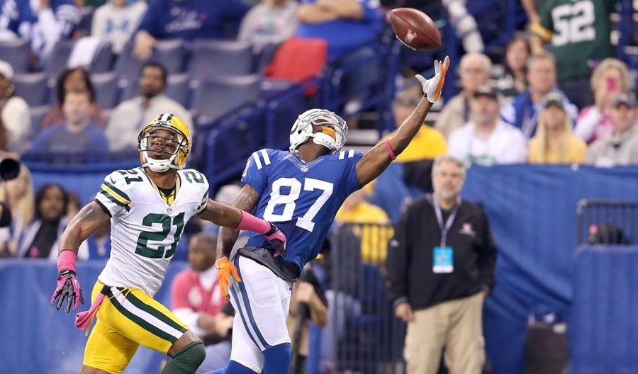 Reggie Wayne en juego ante los Packers