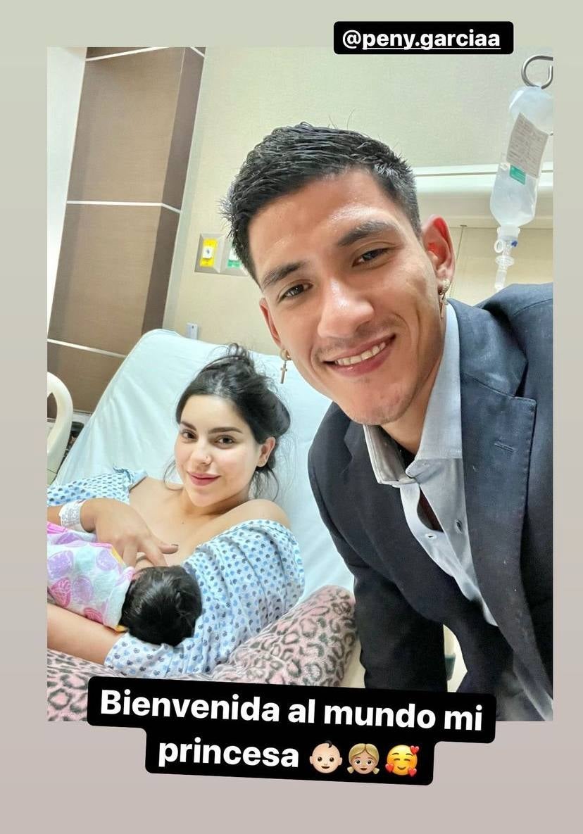 Uriel Antuna anunció el nacimiento de su hija