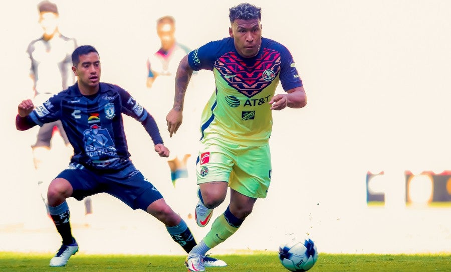 Roger Martínez en juego de pretemporada ante Pachuca