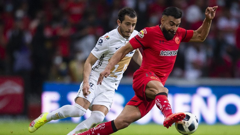 Alan Mozo (Pumas) vs Alan Mozo (Toluca) en la Liga MX