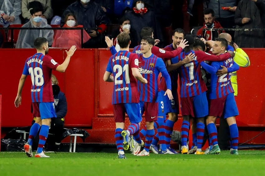 Jugadores del Barcelona celebrando un gol