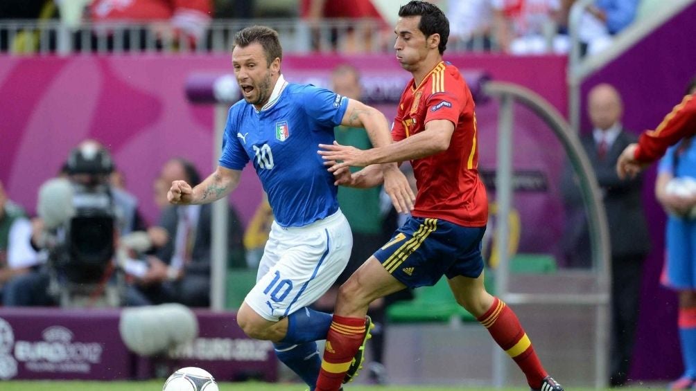 Cassano en un partido con Italia 