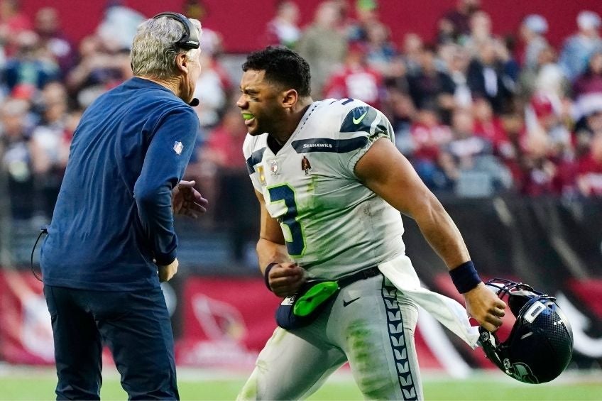 Pete Carroll y Rusell Wilson en un partido de Seattle