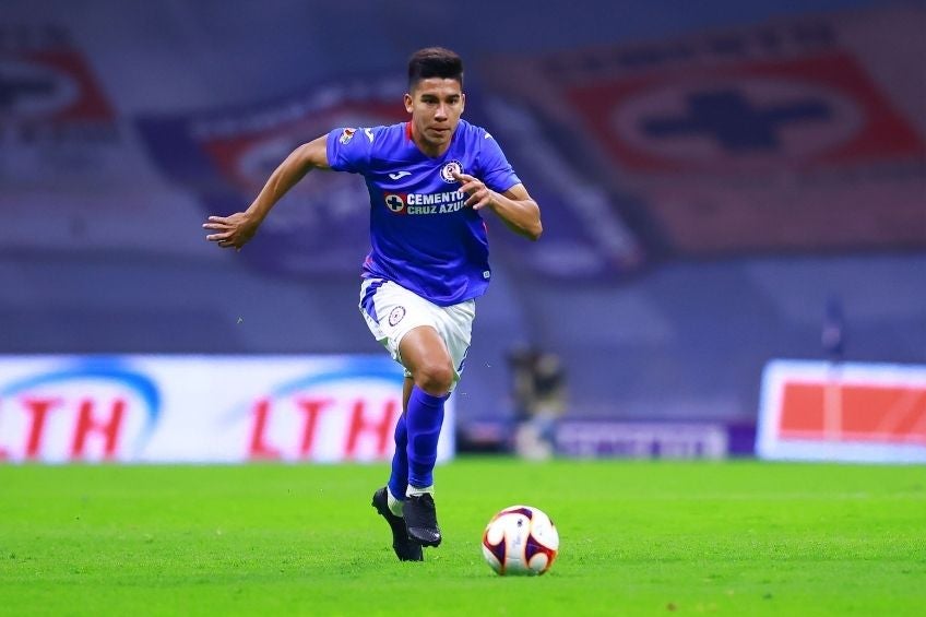 Pol Fernández jugando con Cruz Azul 