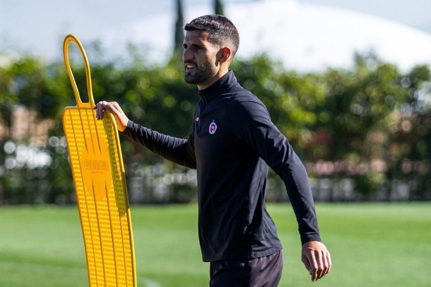 Lisandro López entrenando con Xolos