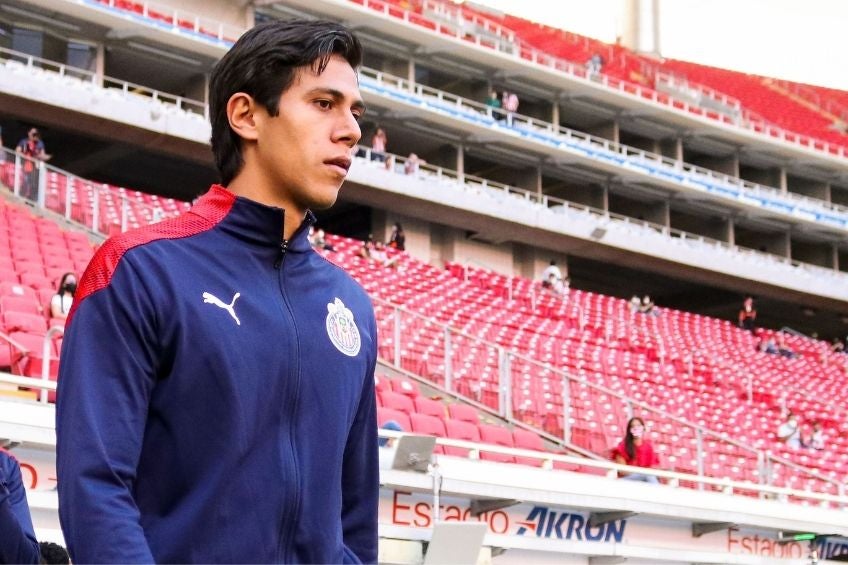 José Juan Macías previo a un partido de Chivas