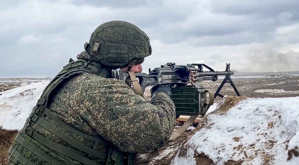 Soldados en encuentro de tropas con Rusia