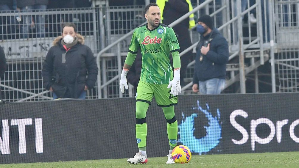 David Ospina jugando partido con el Napoli ante Venecia