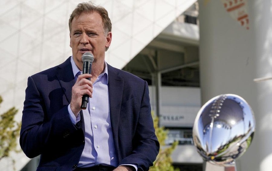 Goodell con el Vince Lombardi