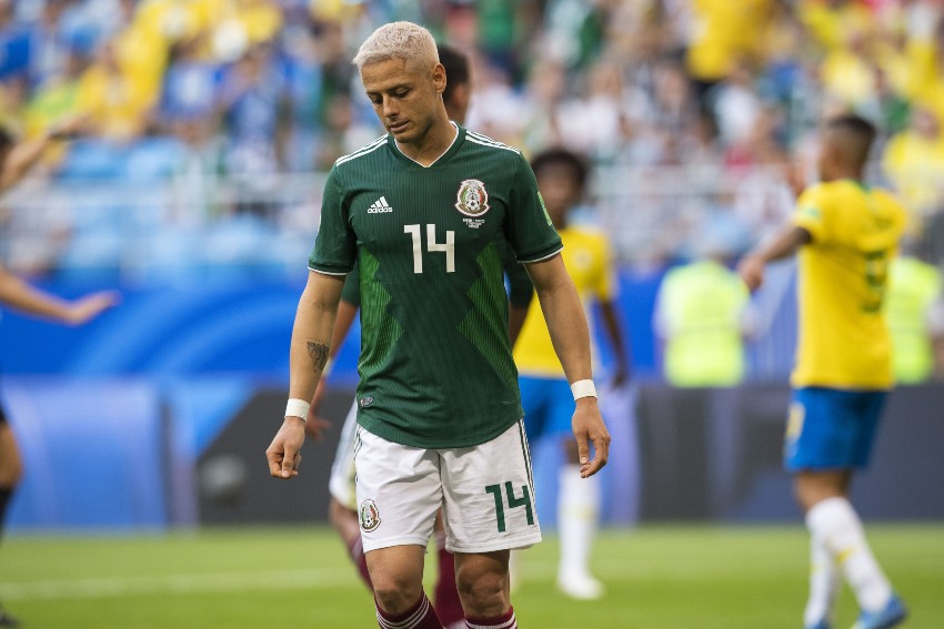 Javier Hernández en un partido de la Selección Mexicana