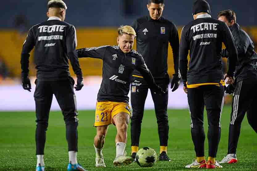 Yeferson Soteldo, practicando con el equipo previo a un partido