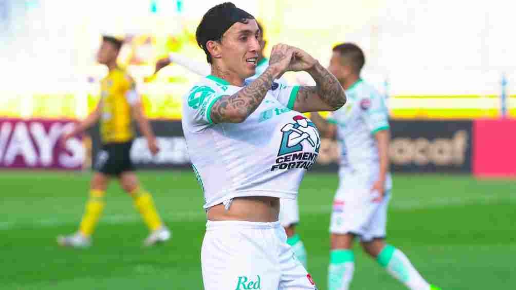 Omar Fernández anotó gol ante el Guastatoya 