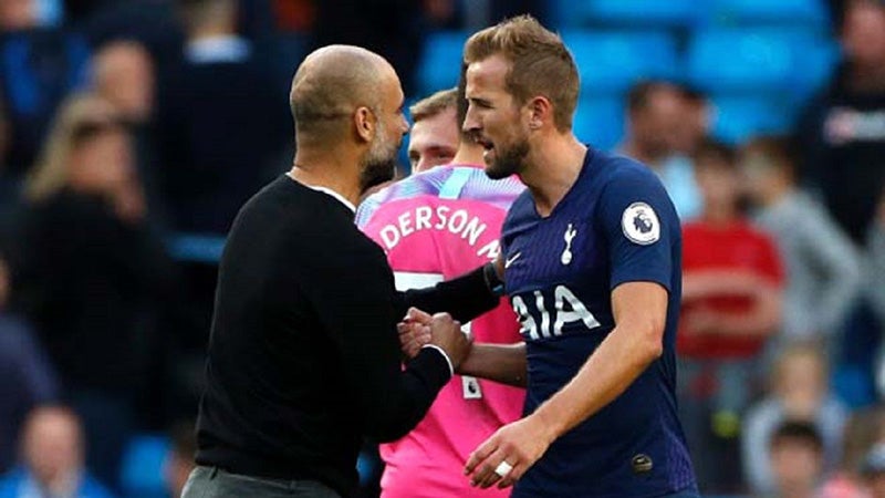 Guardiola y Kane se saludan tras un compromiso 