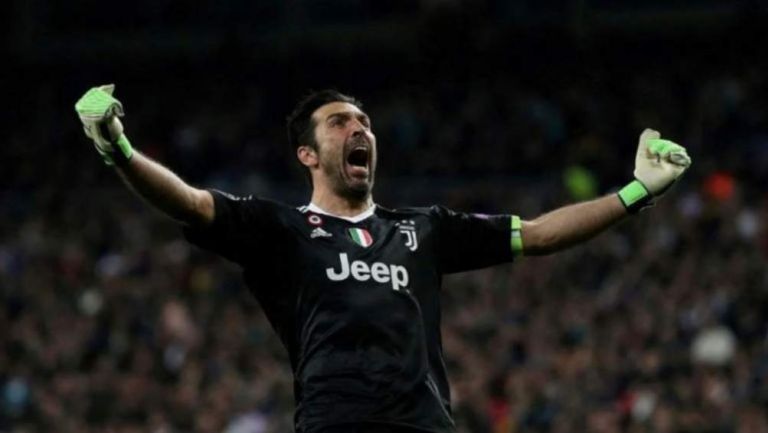 Buffon, en su paso con la Juve