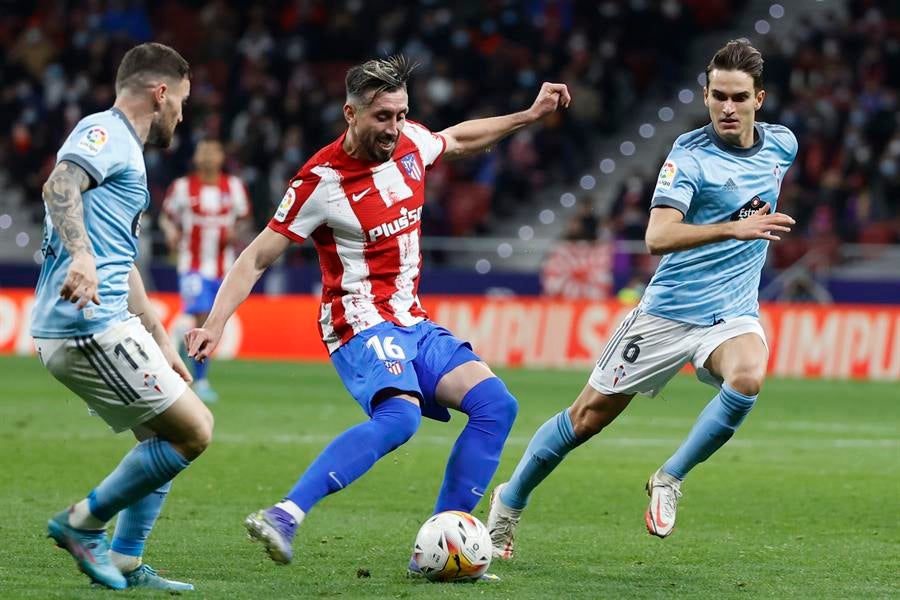 Héctor Herrera durante un partido con Atlético de Madrid