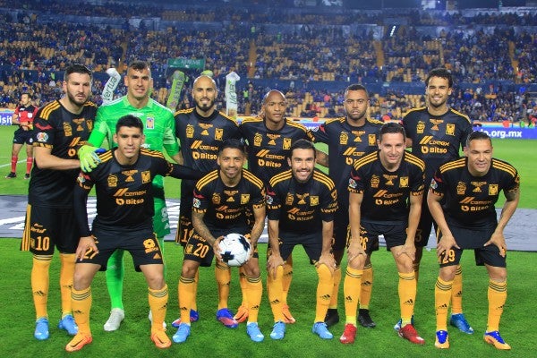 La escuadra de Tigres previo a partido