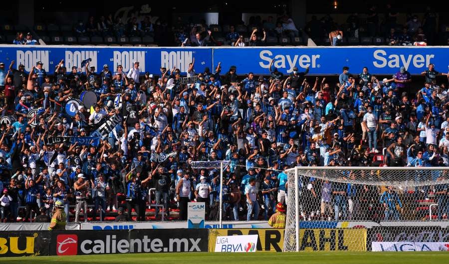 Afición del Querétaro en La Corregidora