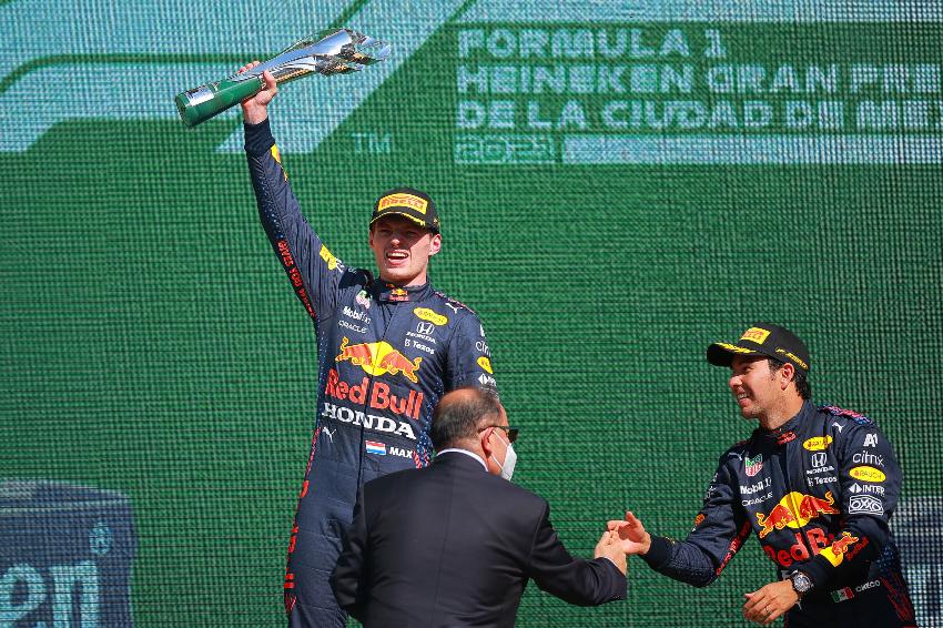Verstappen y Checo en el GP de México