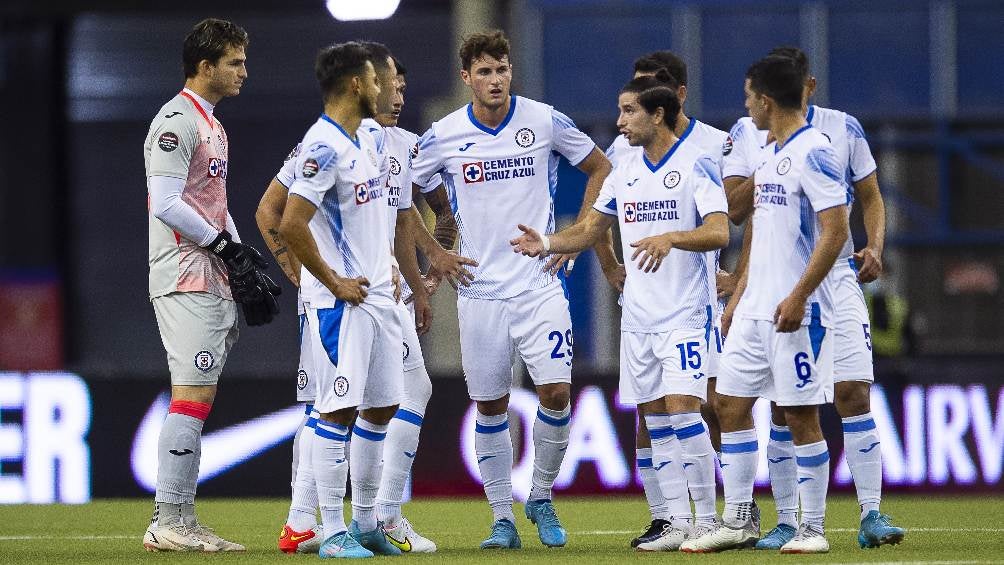 Jugadores de Cruz Azul durante el partido frente al Montréal FC