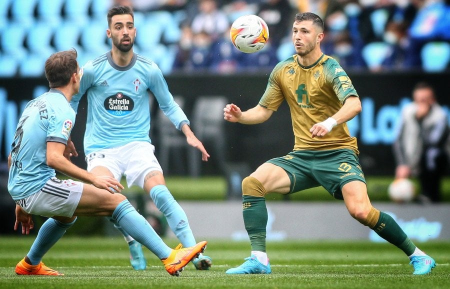 Guido Rodríguez en el juego ante el Celta