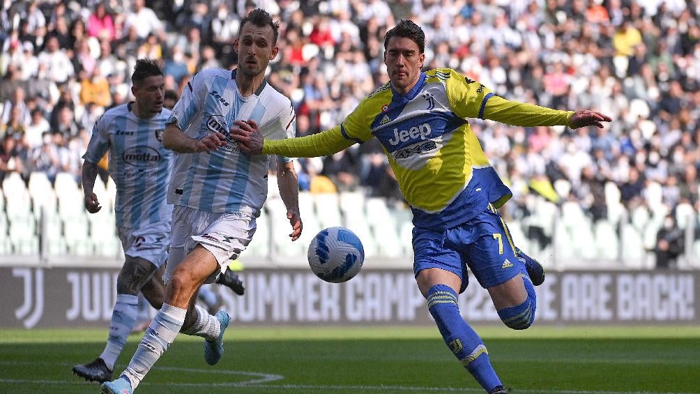 Salernitana ante Juventus durante partido de la Serie A