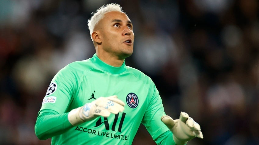 Navas en un partido con el PSG 