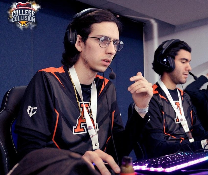 Jugadores de la Anahuac Querétaro en el College Collision