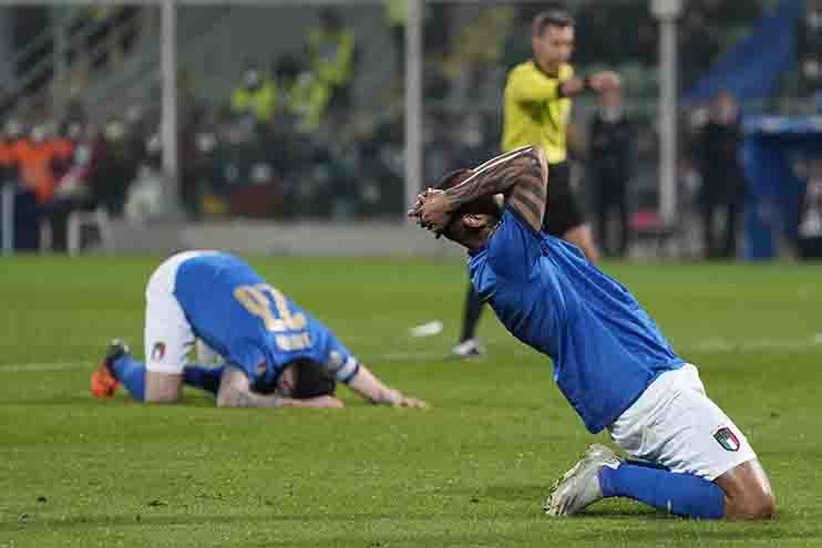 Jugadores italianos, después de quedar eliminados de Qatar