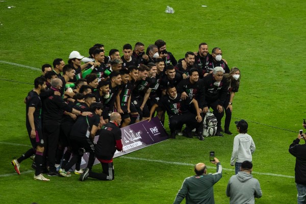 Selección Mexicana celebra boleto a Qatar 2022