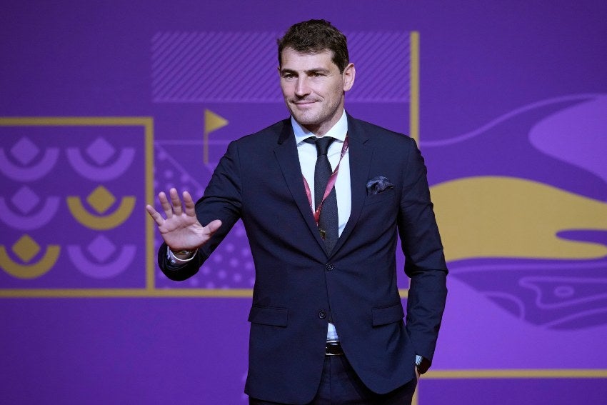 Iker Casillas en la alfombra roja del sorteo de Qatar 2022