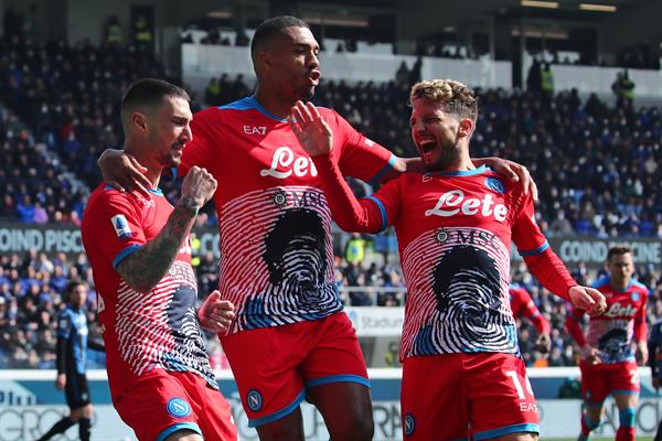 Jugadores del Napoli en festejo