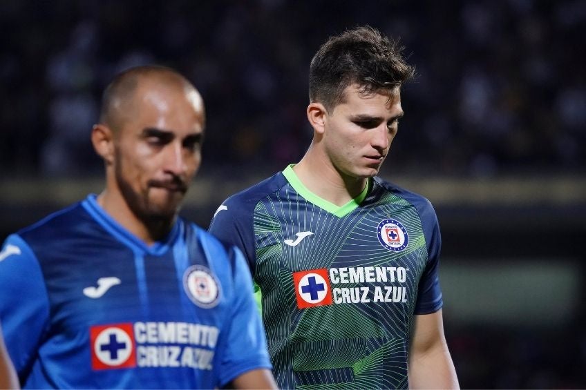 Jugadores de Cruz Azul al finalizar el partido