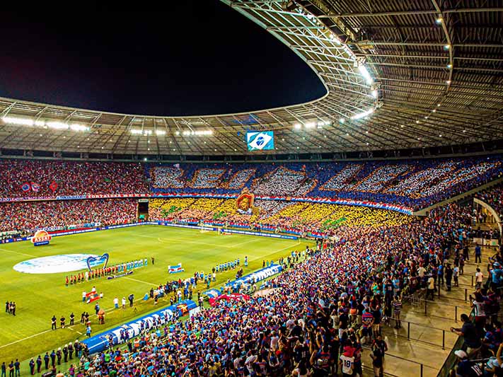 Estadio de Brasil con aficionados 